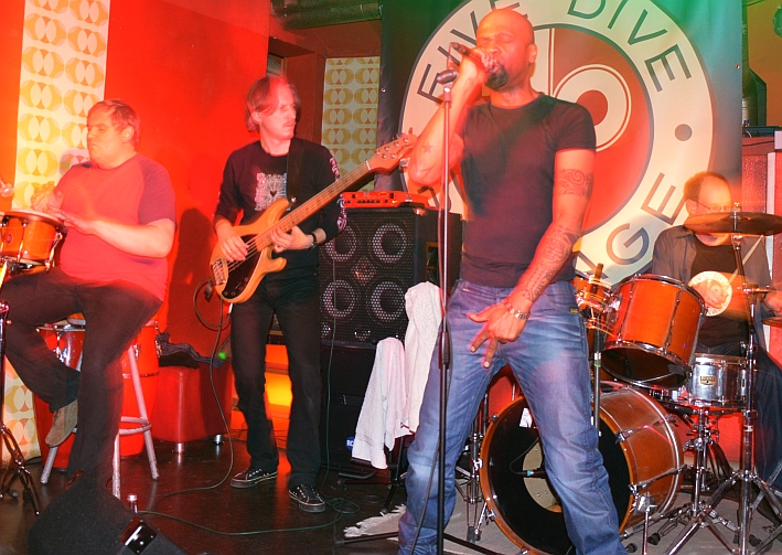 BME FiveDivePackage0313 (6)